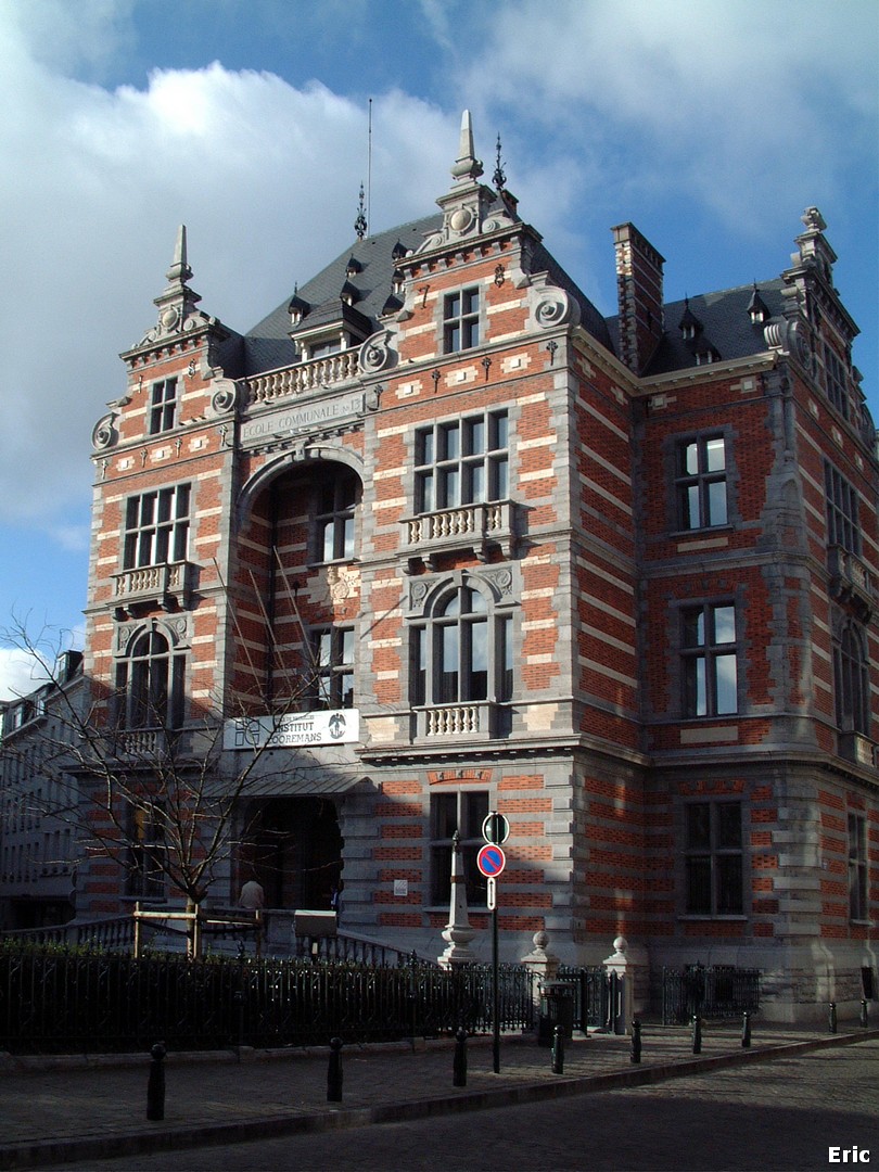 Place Anneessens (Institut Cooremans)